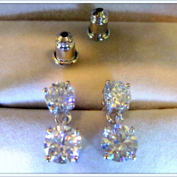 2.60 Ct Vvs1 /=Blue White Real Moissanite Diamond Engagement 925 Silver Earrings